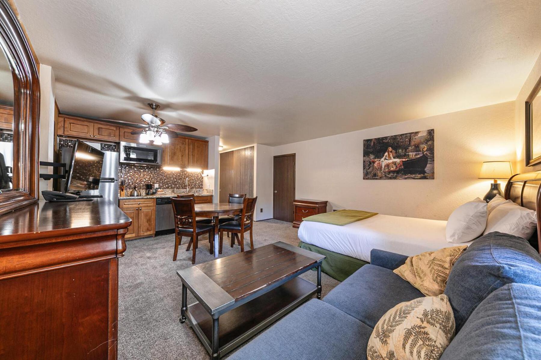 Cozy Studio W/Kitchenette Easily Accessible #113 At Donner Lake Village 特拉基 外观 照片